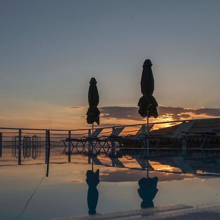 Poliana Estate Villas Riglia Luaran gambar