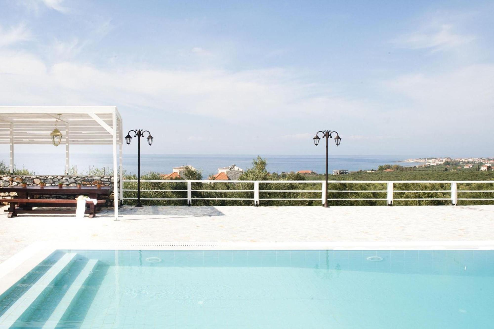 Poliana Estate Villas Riglia Luaran gambar
