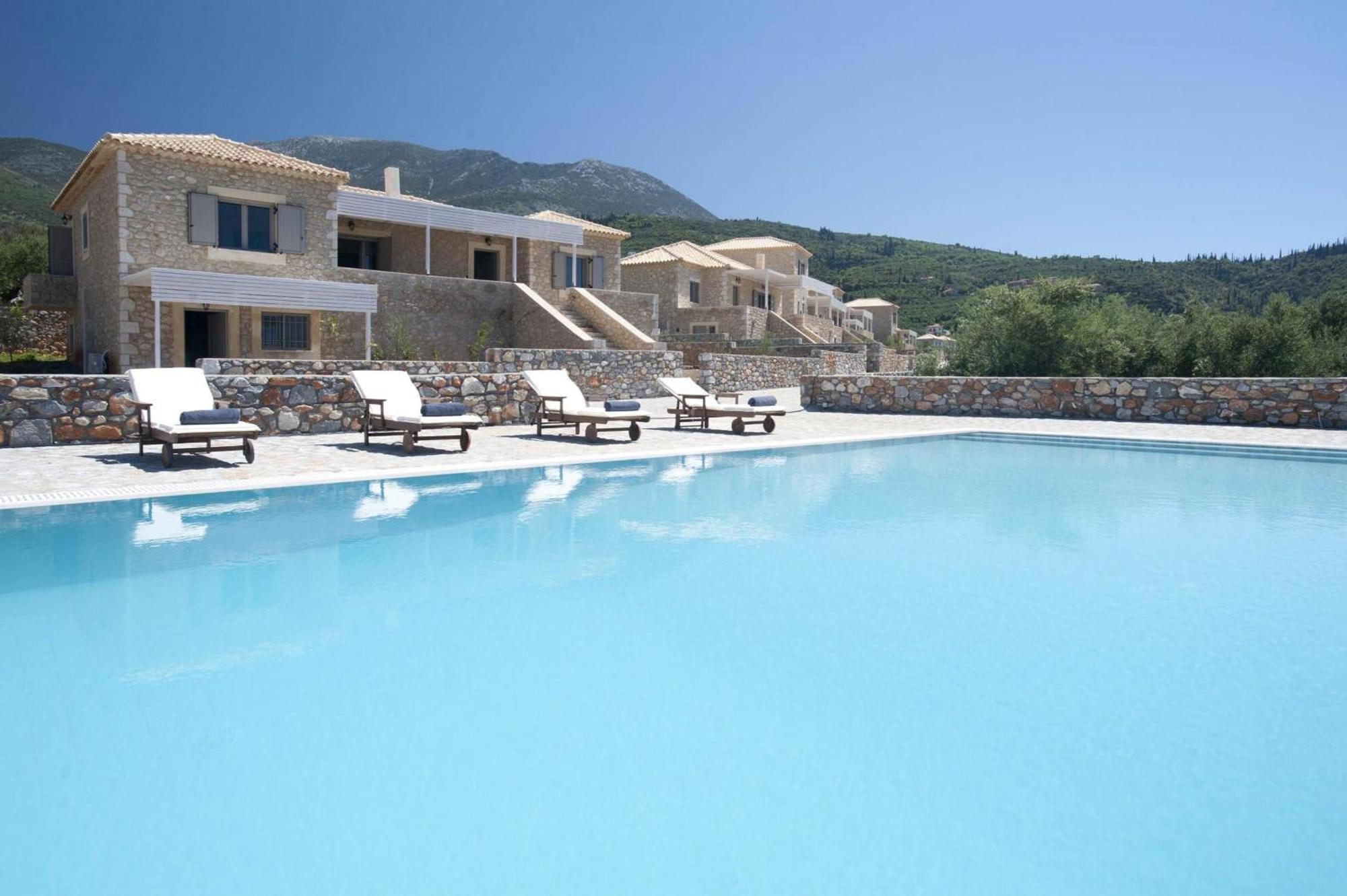 Poliana Estate Villas Riglia Luaran gambar